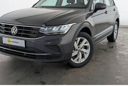 VW Tiguan 59.730 km 29.760 &euro; Düsseldorf 40599