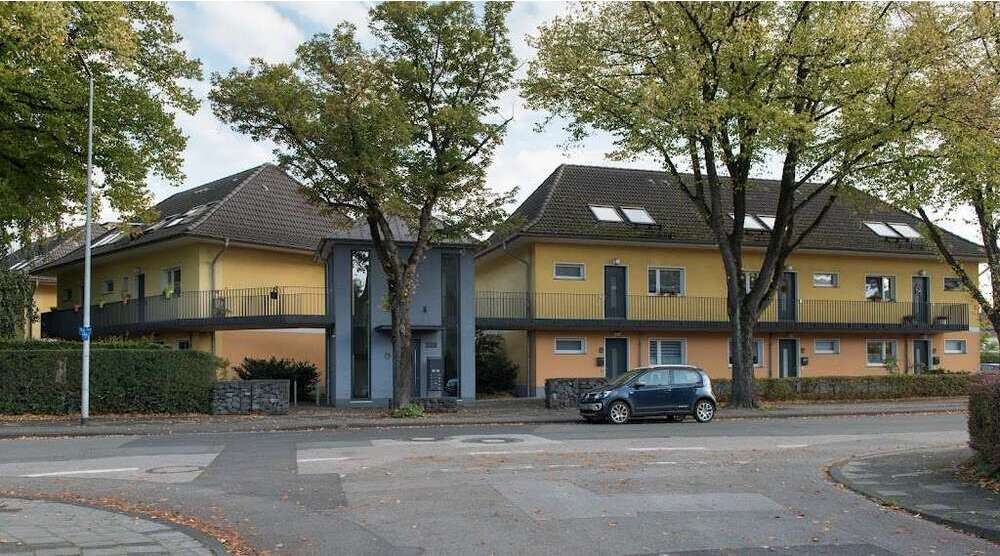 Wohnung zum Mieten in Duisburg 875 € 108.96 m²