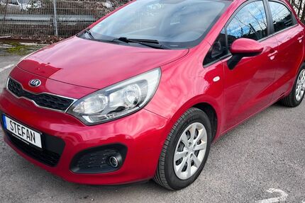 Kia Rio 136.000 km 5.300 &euro; Neuss 41472
