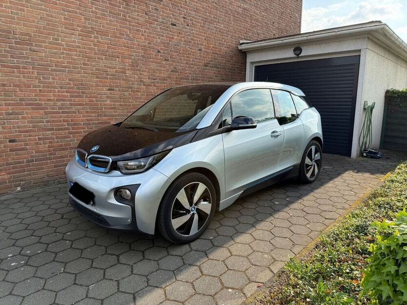 i3