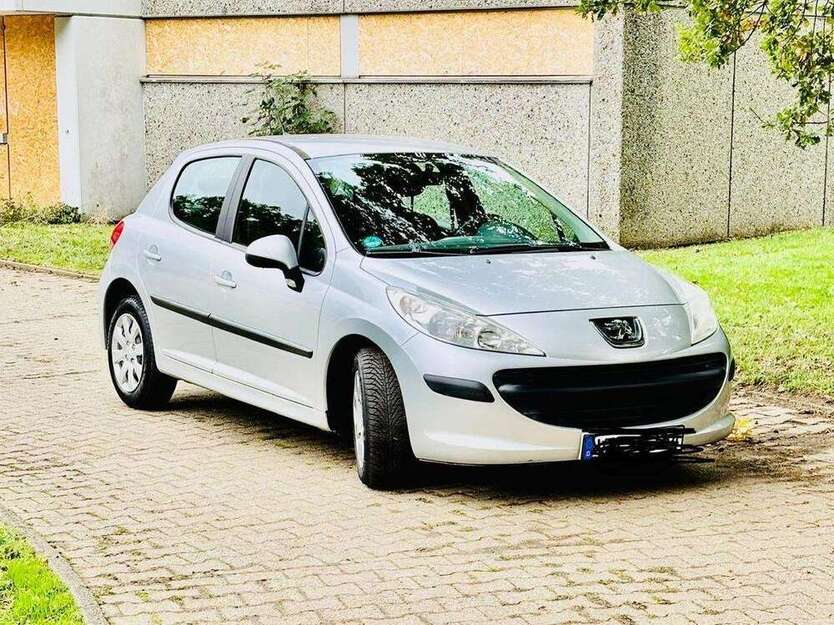 Peugeot 207 65.000 km 4.700 € Viersen 41749