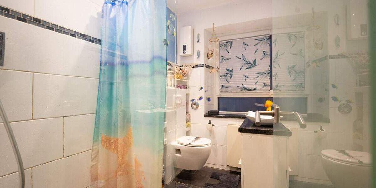 Top Angebot! Erdgeschosswohnung mit Terrasse & Gartenanteil in gefragter Krefelder Dyklage! 3 zimmer