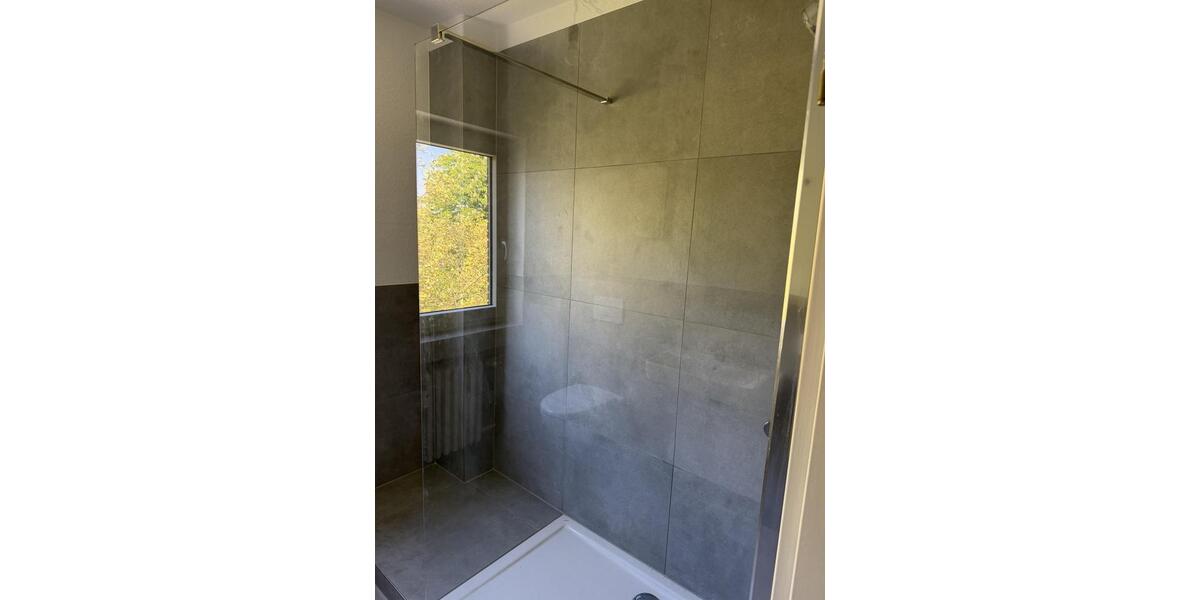 Etagenwohnung Viersen Hülsdonk - 2 Zimmer, 74 m&sup2;, 888&euro; | Angebot:25946698