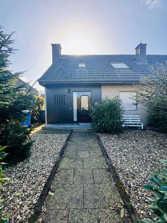 Haus zum Kaufen in Ratingen 395.000 € 102 m²