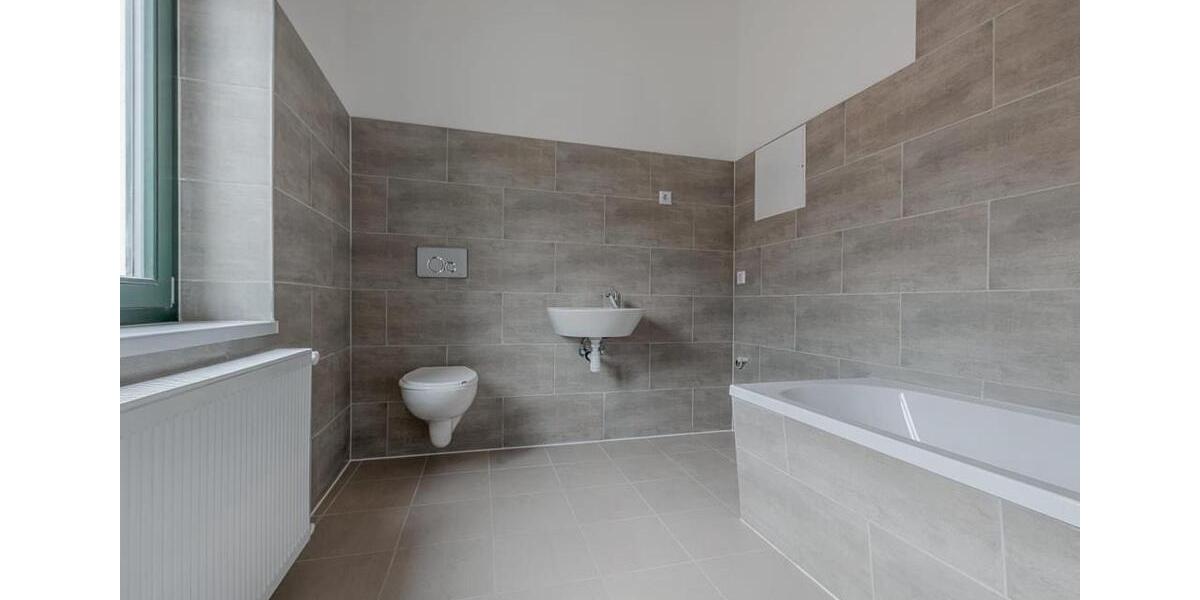 13-Familienhaus + 1 Gewerbeeinheit | Fast fertig renoviert | zimmer