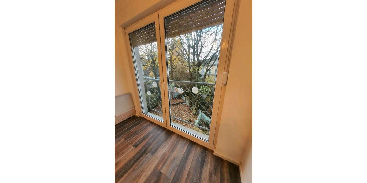 Etagenwohnung Essen Stadtbezirk III - 5 Zimmer, 134 m&sup2;, 1.480&euro; | Angebot:25933982