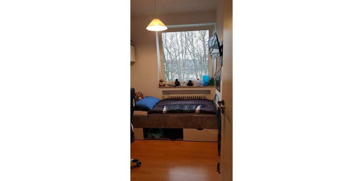 MFH Ratingen Mitte, 14 Wohnungen 790 qm Wfl., 6 Garagen, 3 Stellplätze zimmer