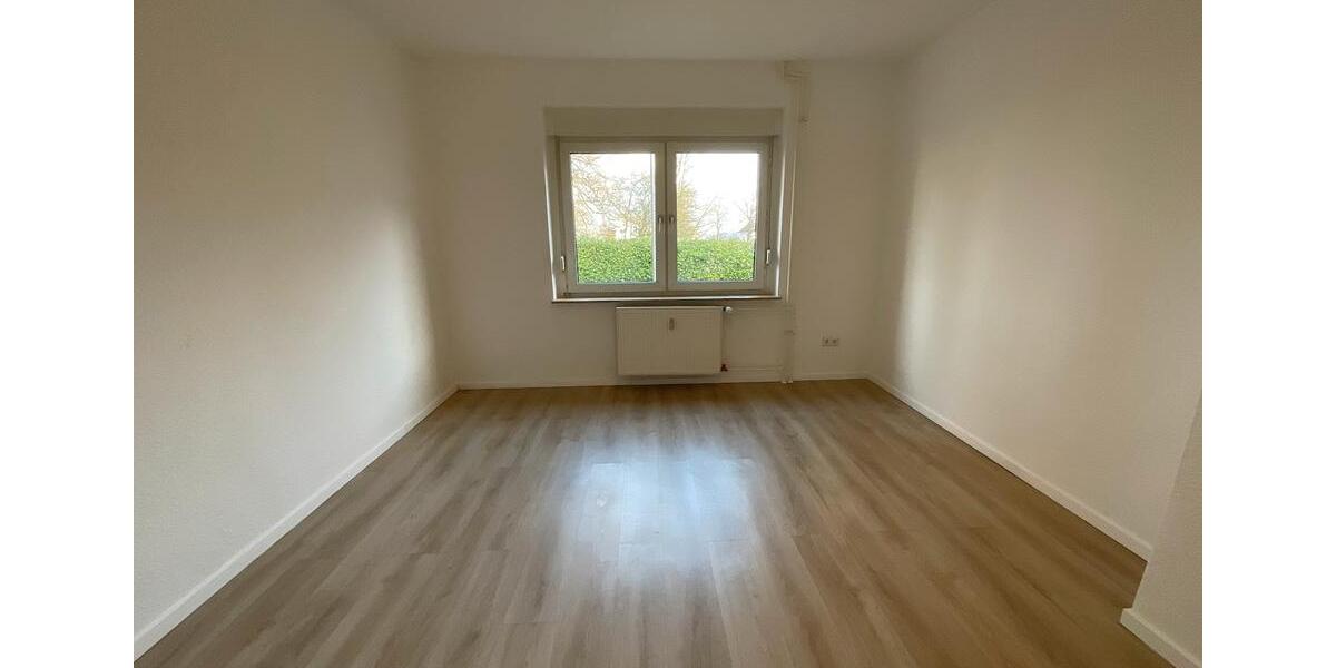 Erdgeschoßwohnung Remscheid - 3 Zimmer, 66 m&sup2;, 464&euro; | Angebot:25437501