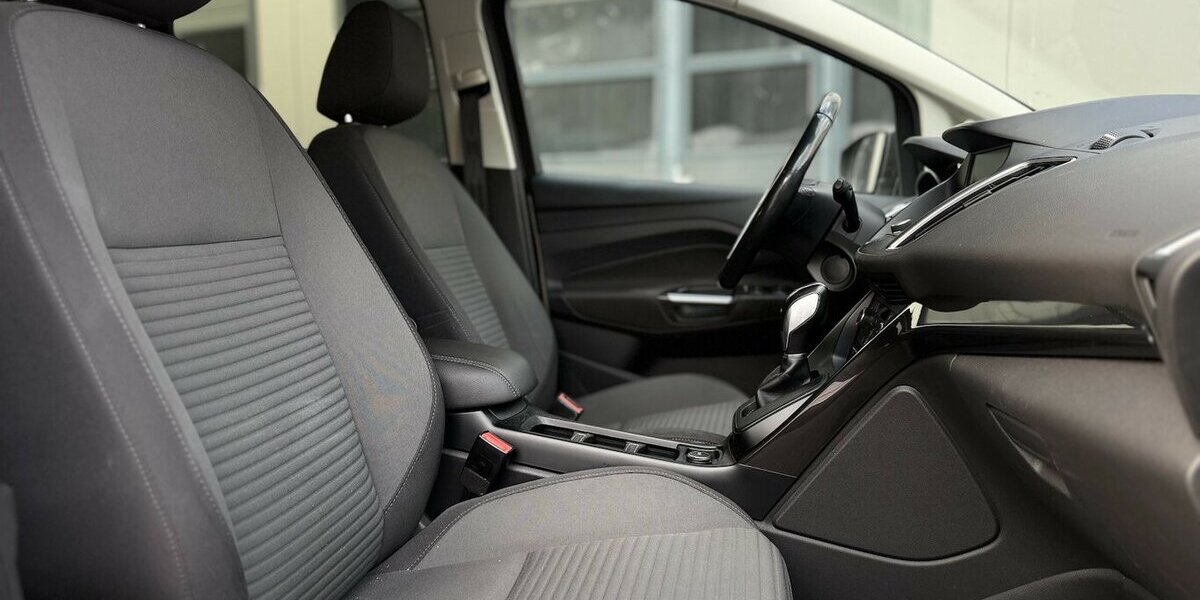 Ford C-Max 1.5 TDCi / Titanium / Navi / Keyless / PDC 158.000 km 7.900 &euro; Mönchengladbach 41066