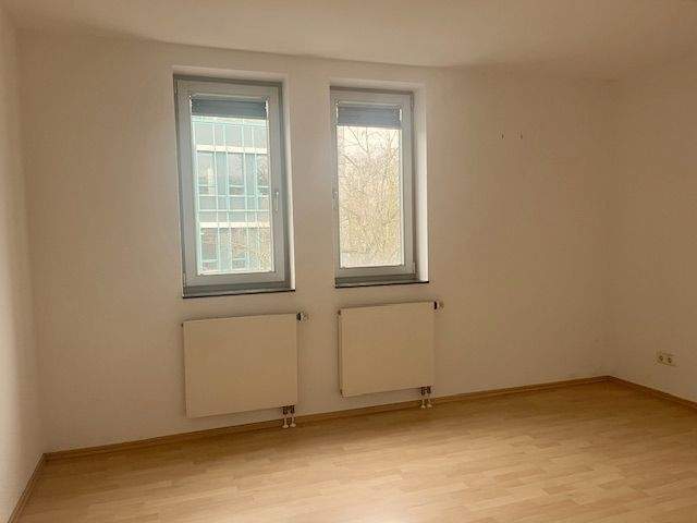 Etagenwohnung Düsseldorf Derendorf - 2 Zimmer, 61 m&sup2;, 670&euro; | Angebot:25836364