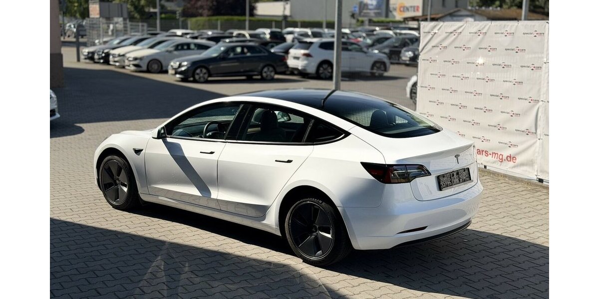 Tesla Model 3 RWD AHK Wärmepumpe Ryzen 47.000 km 29.990 &euro; Mönchengladbach 41066