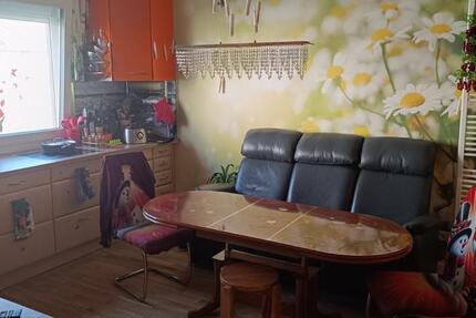 4 Zi Wohnung mit Balkon und Gäste WC