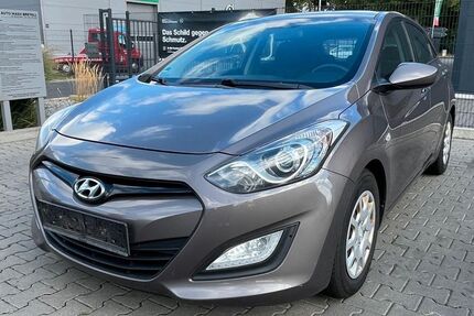Hyundai i30 206.000 km 4.100 &euro; Moers 47443