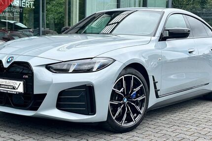 BMW i4 29.526 km 54.650 &euro; Mülheim 45472