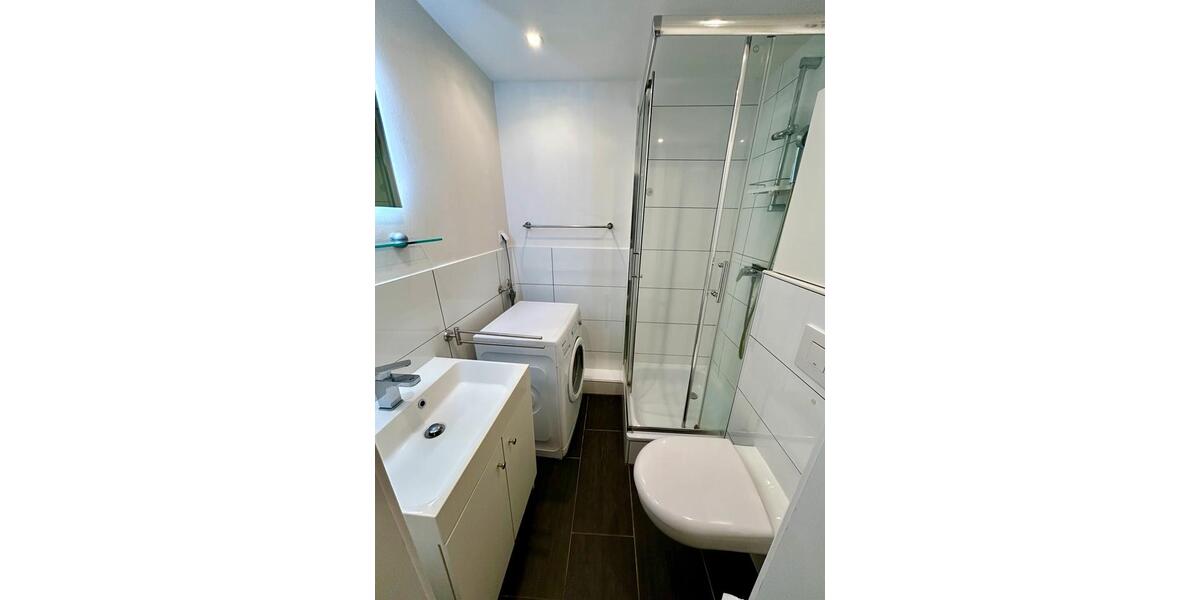 Möblierte 2-Zimmer-Wohnung mit Balkon am Volksgarten 2 zimmer