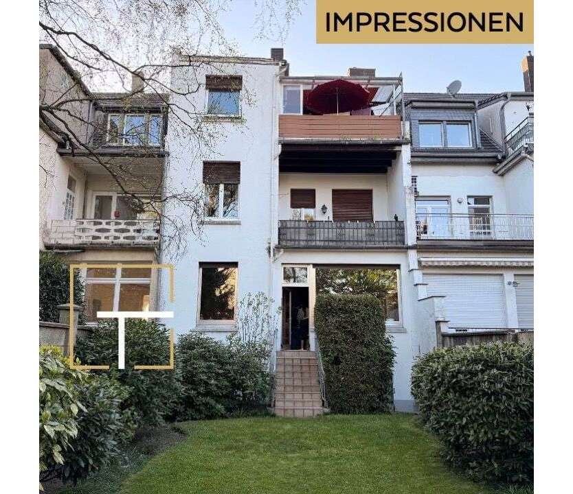 Haus zum Kaufen in Krefeld 325.500 € 210 m²