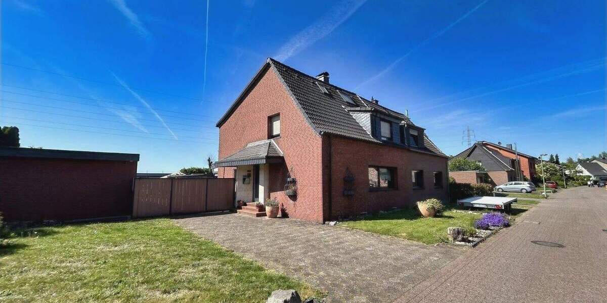 Tolle Doppelhaushälfte für Gartenliebhaber 4 zimmer