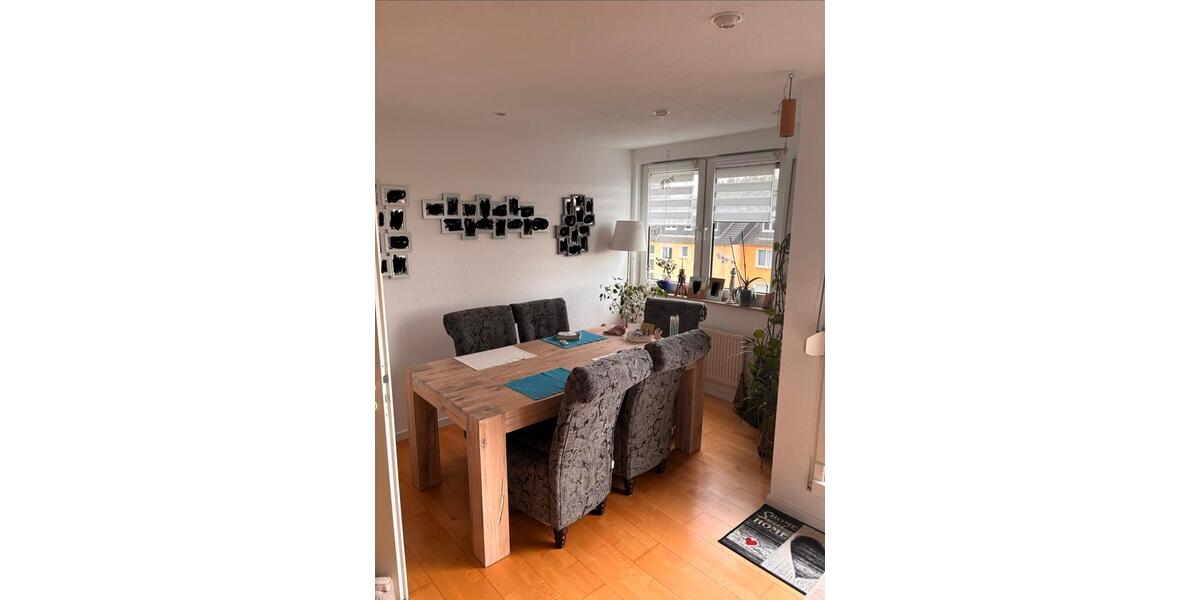 Dachgeschoßwohnung Hilden - 3 Zimmer, 77 m&sup2;, 259.000&euro; | Angebot:26538028