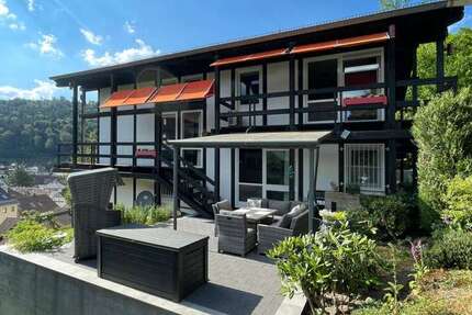Haus zum Kaufen in Bad Herrenalb 599.900 € 201.16 m²