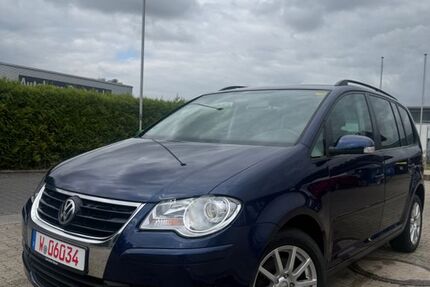 VW Touran 213.309 km 6.500 &euro; Wuppertal 42329