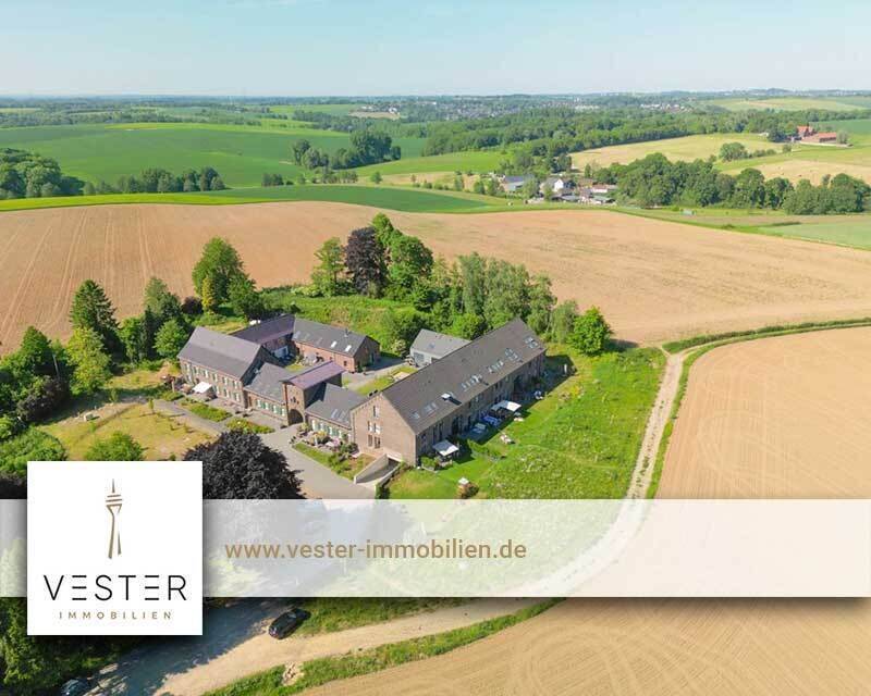 Gut zum Hof in Düsseldorf Hubbelrath - Leben auf dem Vierseithof - Loft-Feeling in Alleinlage