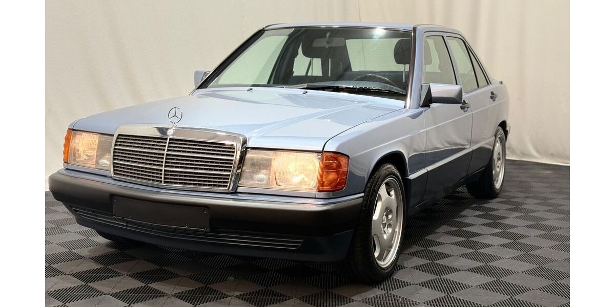 Mercedes-Benz 190 108.000 km 10.000 &euro; Solingen 42657