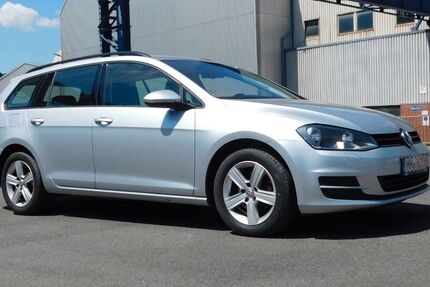 VW Golf 243.067 km 6.899 &euro; Mülheim 45473