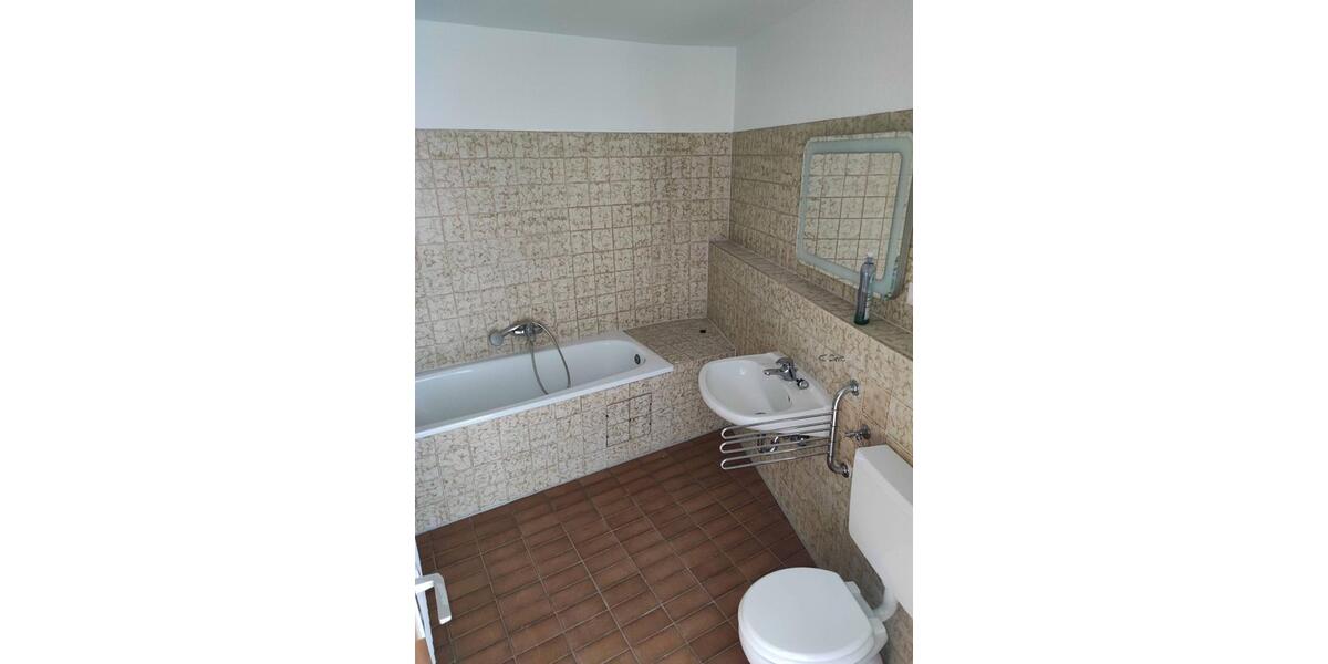 Schöne 1,5-Zimmer-Wohnung mit gr. Dachterrasse+TG-Stellplatz 1.5 zimmer