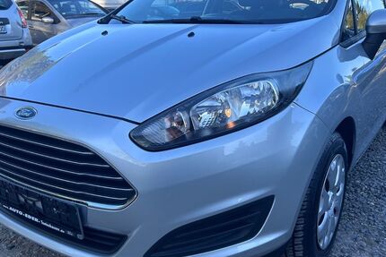 Ford Fiesta 55.900 km 7.299 &euro; Kaarst 41564