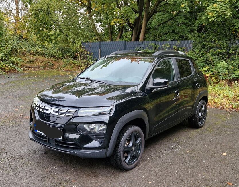 Dacia Spring 37.000 km 10.990 € Solingen 42699