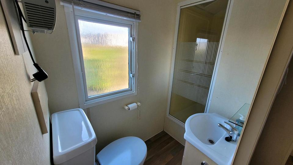 Ferienimmobilie Düsseldorf Heerdt - 85&euro; | Angebot:25403068