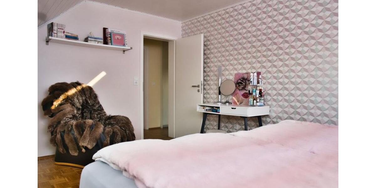 Etagenwohnung Jüchen - 3 Zimmer, 80 m&sup2;, 285.000&euro; | Angebot:26758007