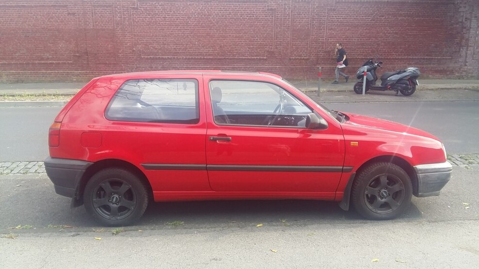 VW Golf 129.800 km 1.800 € Mönchengladbach 41061