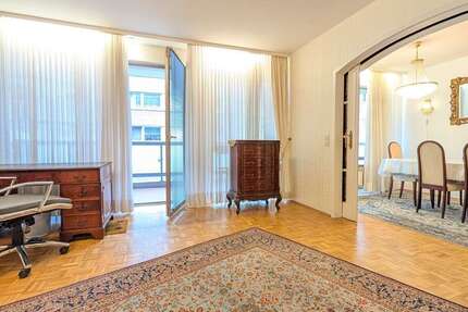 Wohnung zum Kaufen in Düsseldorf 625.000 € 121 m² 5 zimmer