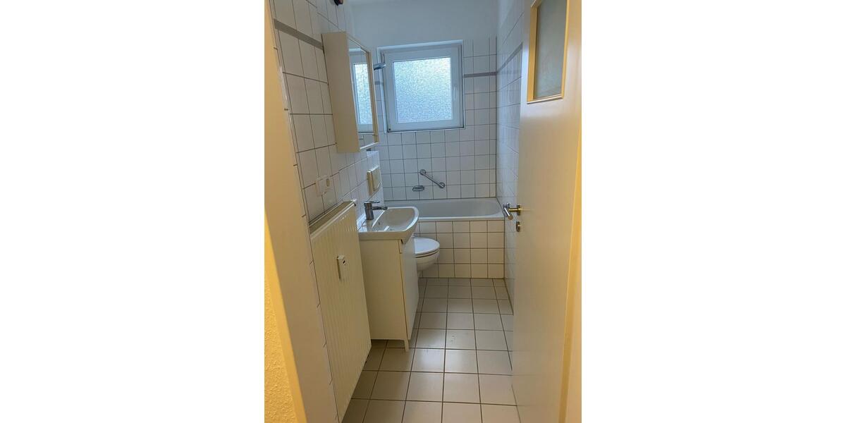 Etagenwohnung Dormagen Hackenbroich - 1.5 Zimmer, 38 m&sup2;, 180.000&euro; | Angebot:26495635