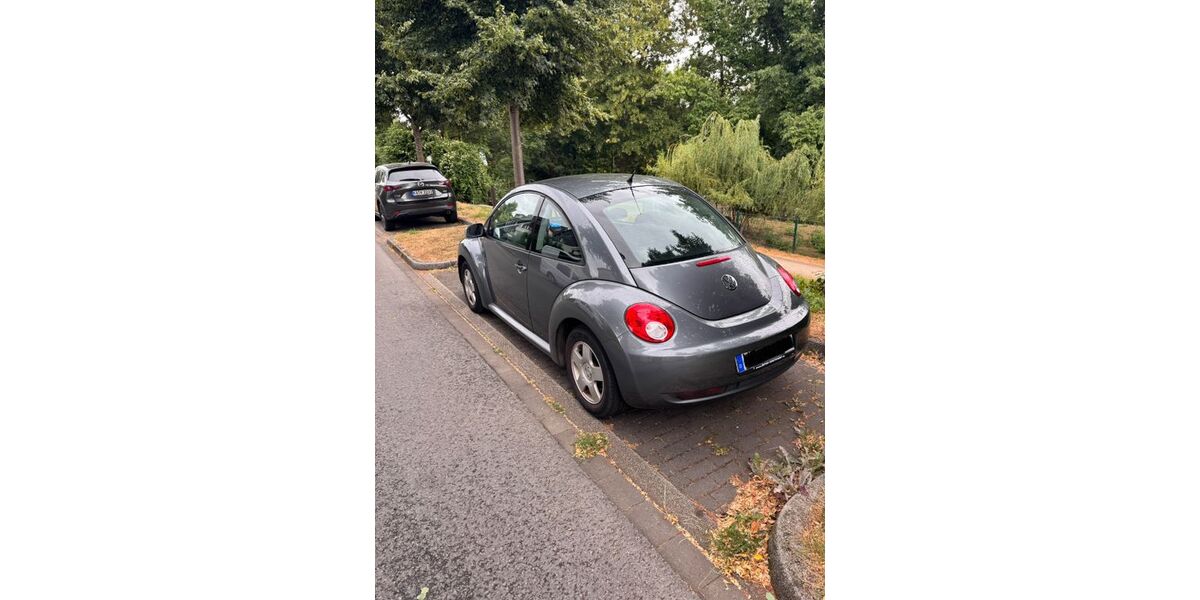 VW Beetle 140.000 km 2.600 &euro; Ratingen 40878