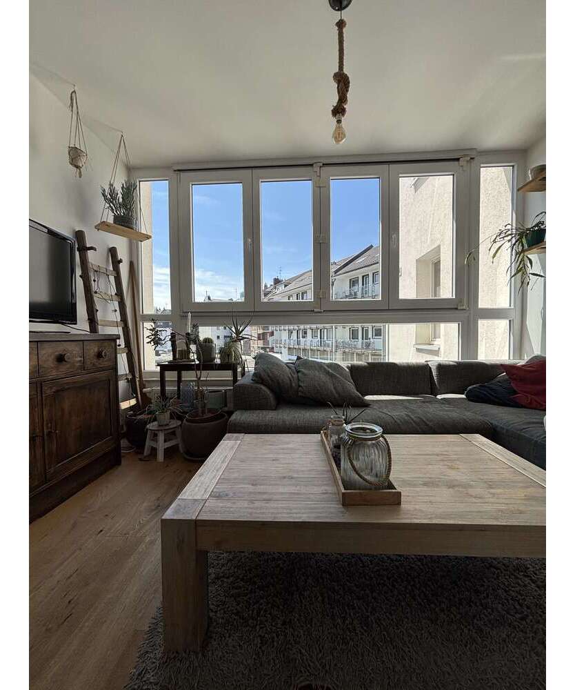 Wohnung zum Mieten in Düsseldorf 1.385 € 98 m²