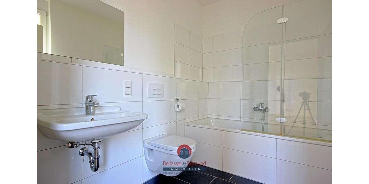 FIRST-CLASS-PENTHOUSE MIT RUHRBLICK - RIESIGE SONNENTERRASSE + BALKONE + TOP-AUSSTATTUNG! 3 zimmer