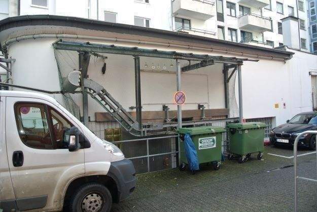 Citylage Mülheim-Mitte Wohn-und Geschäftshaus-Mehrfamilienhaus mit 11 Wohnungen und zwei Gewerbeeinheiten 2 zimmer