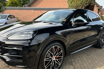 Porsche Cayenne 11.000 km 147.900 &euro; Neuss 41469