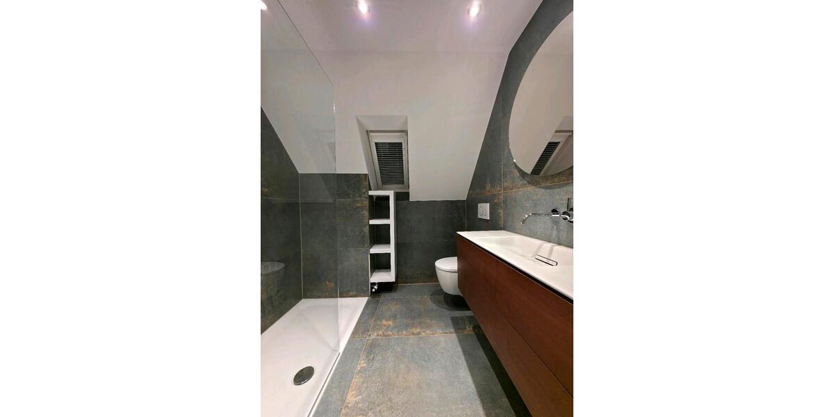 Exklusive Dachgeschosswohnung im Herzen von Kaarst 1 zimmer