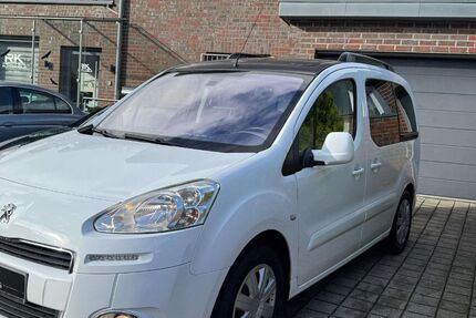 Peugeot Partner 185.000 km 6.500 € Solingen 42651