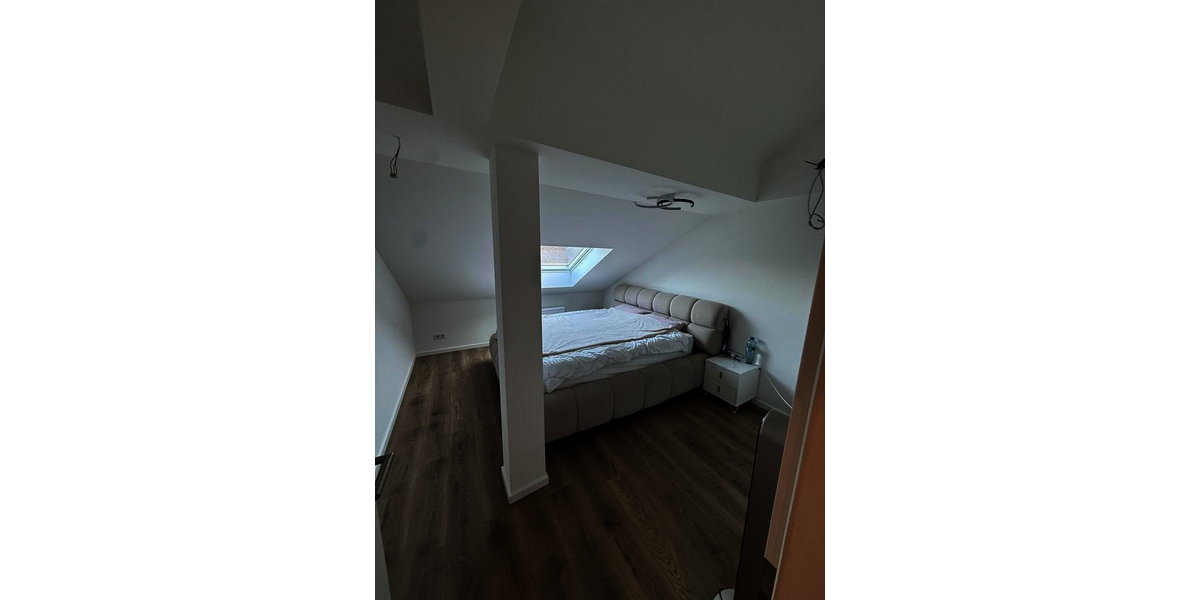 Maisonettenwohnung Düsseldorf Stadtbezirk 9 - 5 Zimmer, 125 m&sup2;, 1.800&euro; | Angebot:26194304