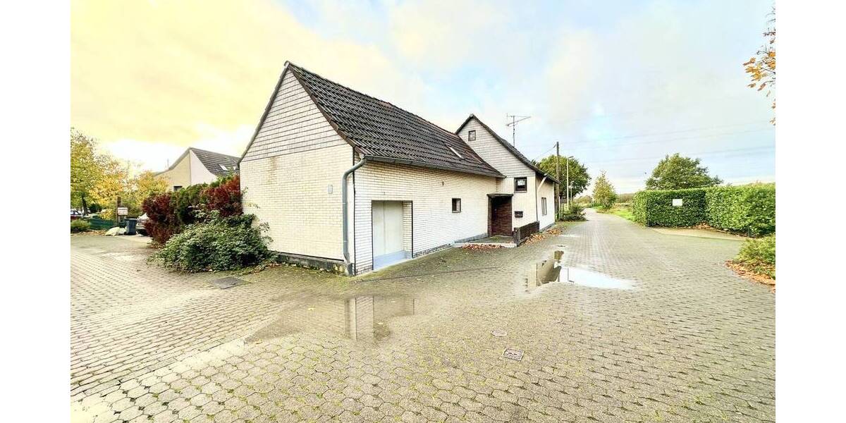Sanierungsbedürftiges Haus mit großem Garten und Garage in idyllischer Feldrandlage 4 zimmer