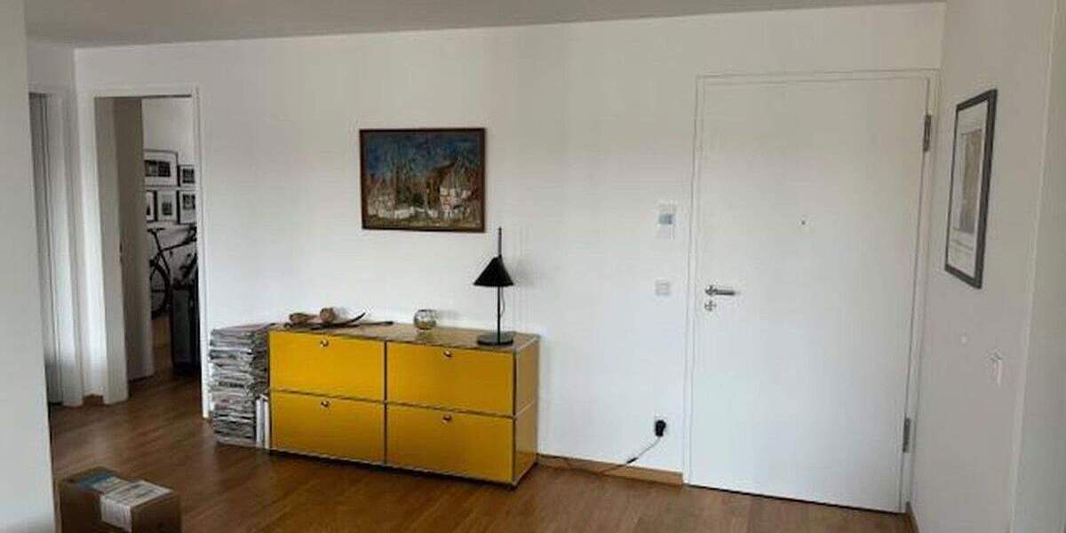 Etagenwohnung Düsseldorf Friedrichstadt - 2 Zimmer, 93 m&sup2;, 1.674&euro; | Angebot:25590400