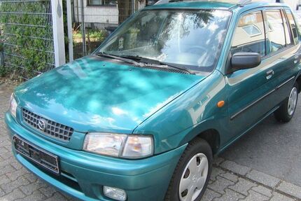 Mazda Demio 131.000 km 1.450 € Düsseldorf 40231