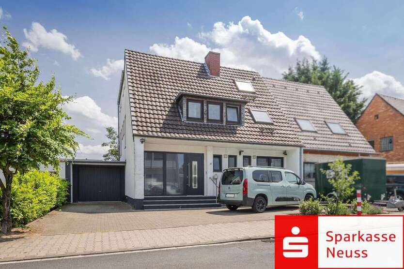 Haus zum Kaufen in Kaarst 449.000 € 190 m²