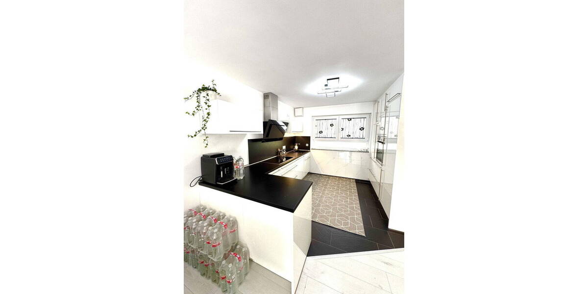 Reihenmittelhaus Essen Altendorf - 6 Zimmer, 144 m&sup2;, 599.000&euro; | Angebot:26027969