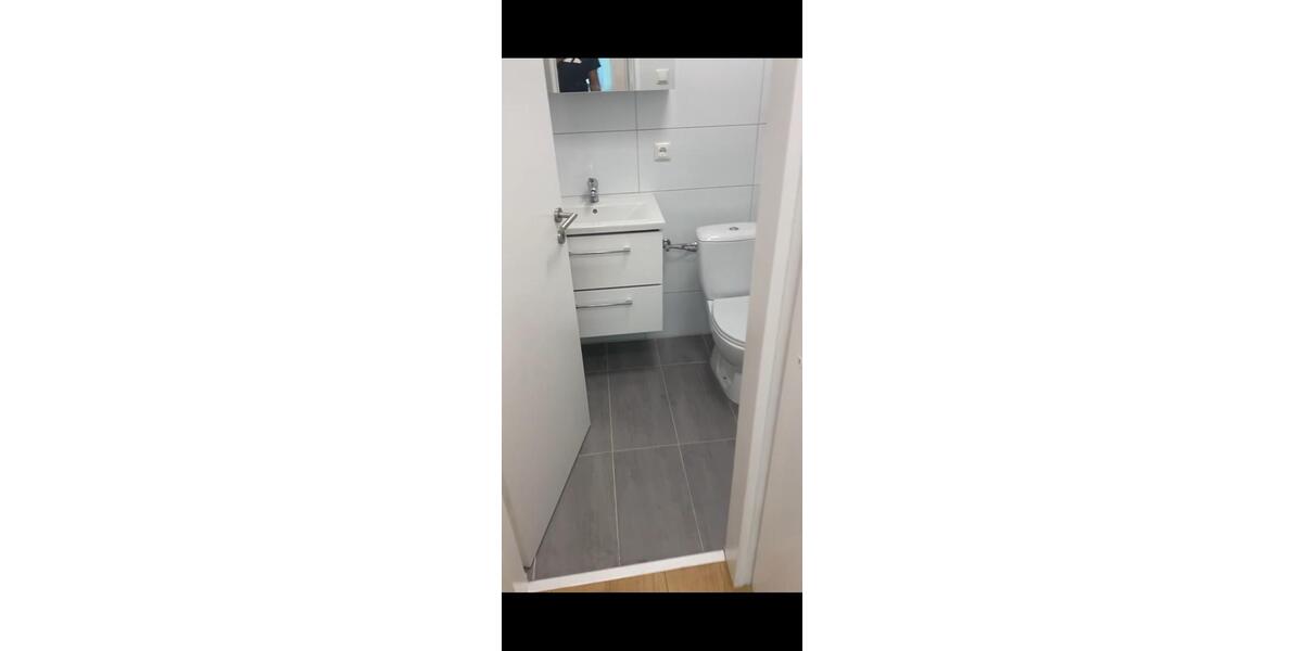 ZENTRALE möblierte WOHNUNG zimmer