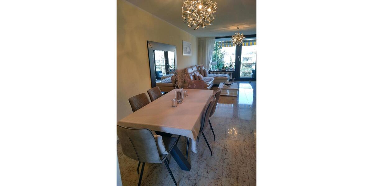 Etagenwohnung Düsseldorf Stadtbezirk 5 - 3 Zimmer, 84 m&sup2;, 370.000&euro; | Angebot:25310991